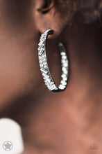 Load image into Gallery viewer, GLITZY By Association - Gunmetal Earring