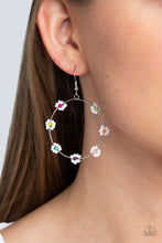 Load image into Gallery viewer, Dainty Daisies - Multi
