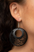 Load image into Gallery viewer, Tropical Canopy - Black Earring
