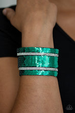 Load image into Gallery viewer, MERMAID Service - Green Urban Bracelet
