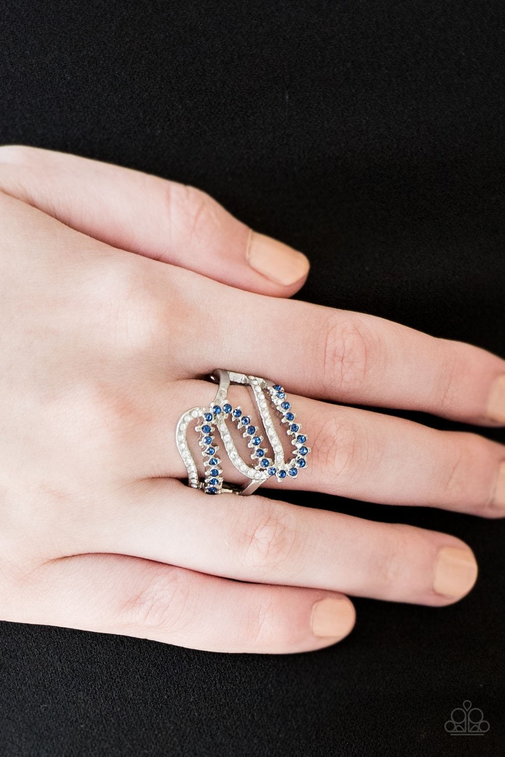 Make Waves - Blue Ring