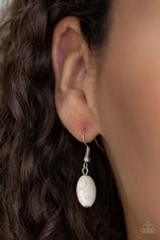 Load image into Gallery viewer, Zen Trend - White Necklace
