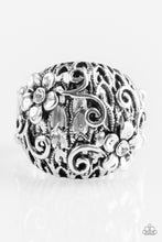 Load image into Gallery viewer, Spring Holiday - White Ring
