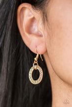 Load image into Gallery viewer, Treasure Tease - Gold Necklace
