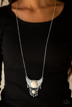 Load image into Gallery viewer, Summit Style - White Necklace
