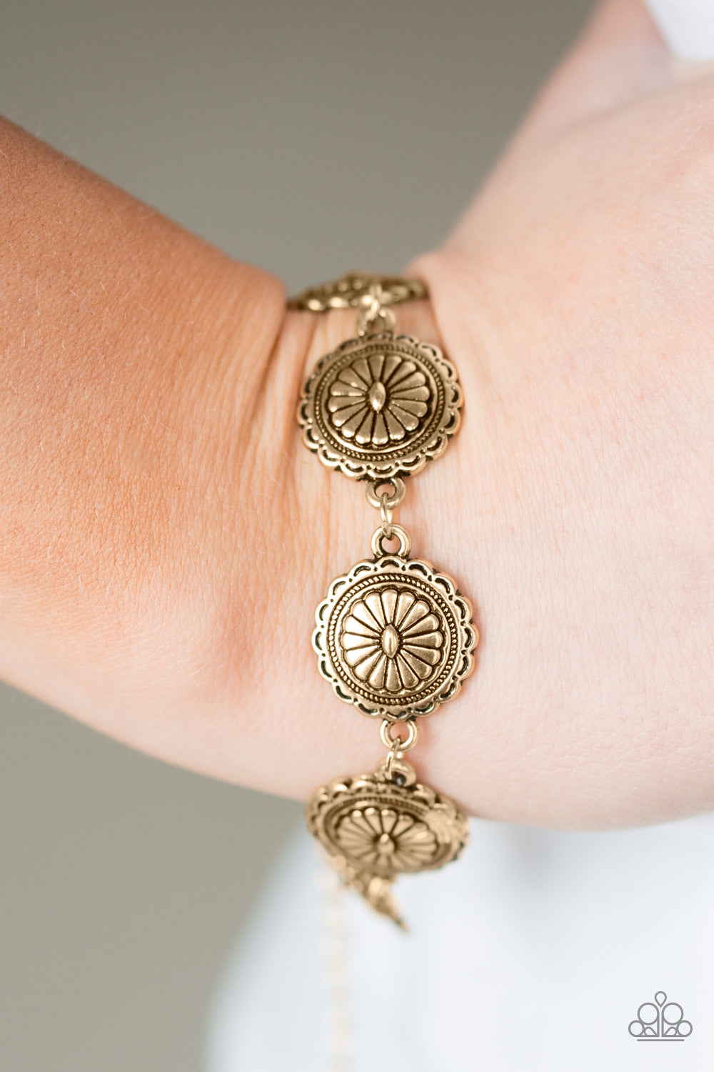 Prairie Posh - Gold Bracelet