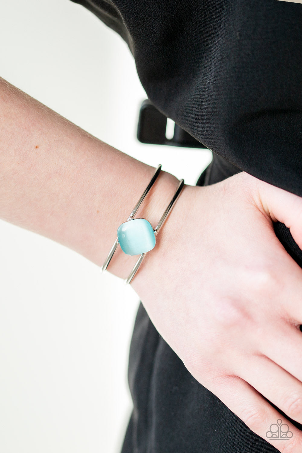 Turn Up The Glow - Blue Bracelet