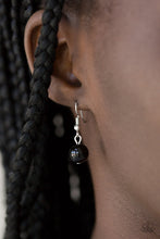 Load image into Gallery viewer, Society Socialite - Black Necklace
