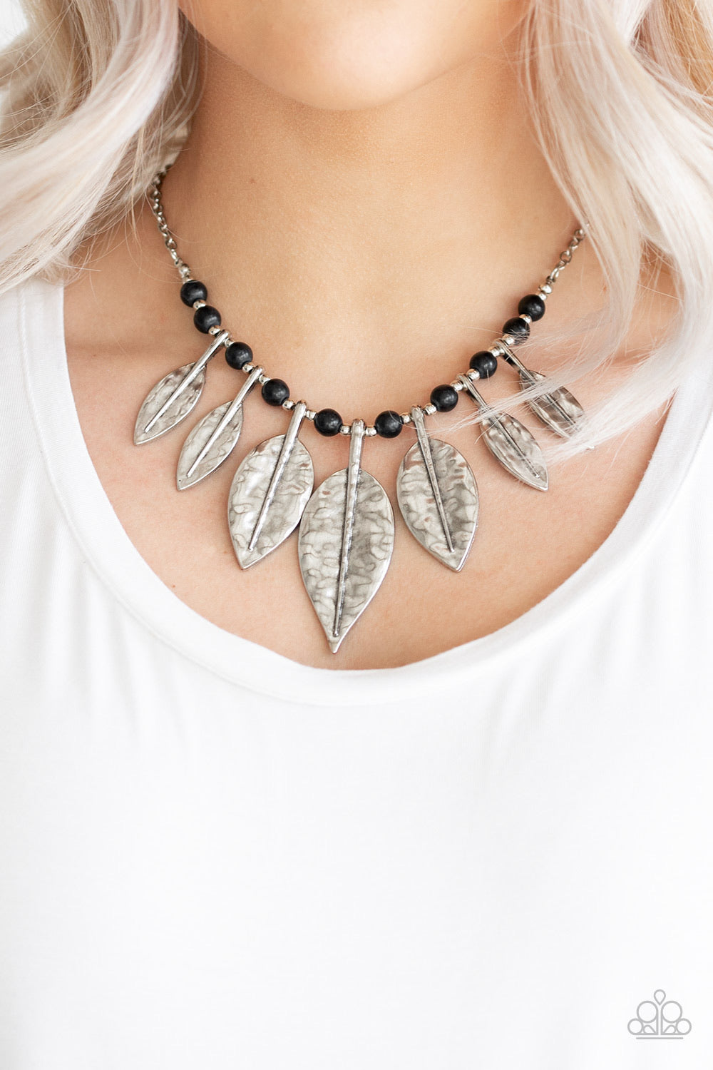 Highland Harvester - Black Necklace