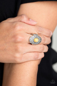 Stone Fox - Yellow Ring