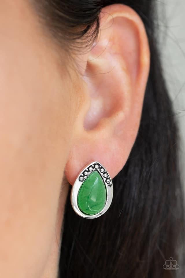 Stone Spectacular - Green Post Earring
