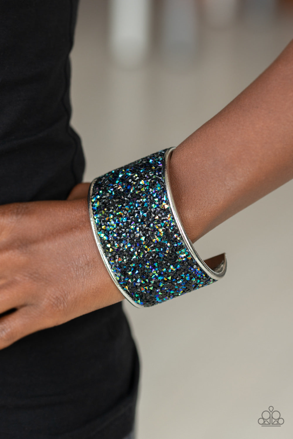 Stellar Radiance - Black Bracelet