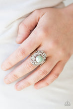 Load image into Gallery viewer, Pearl Princess - Green Ring
