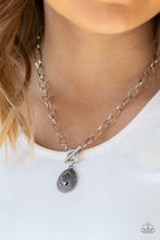 Load image into Gallery viewer, Sheen Queen - Silver Necklace
