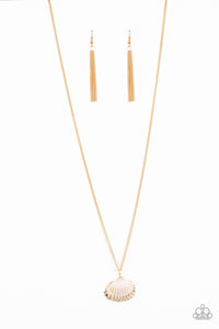 Show And SHELL - Gold Necklace